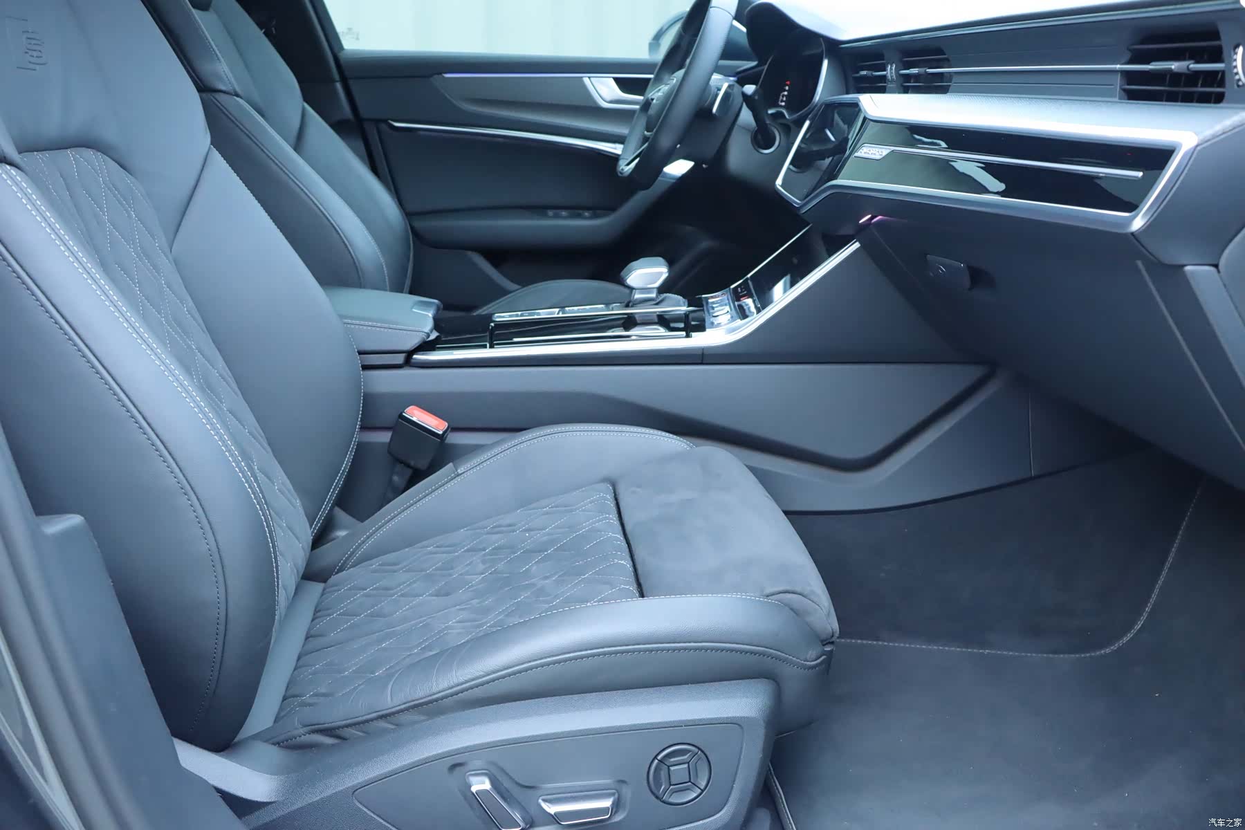 Audi S6, 2023 8