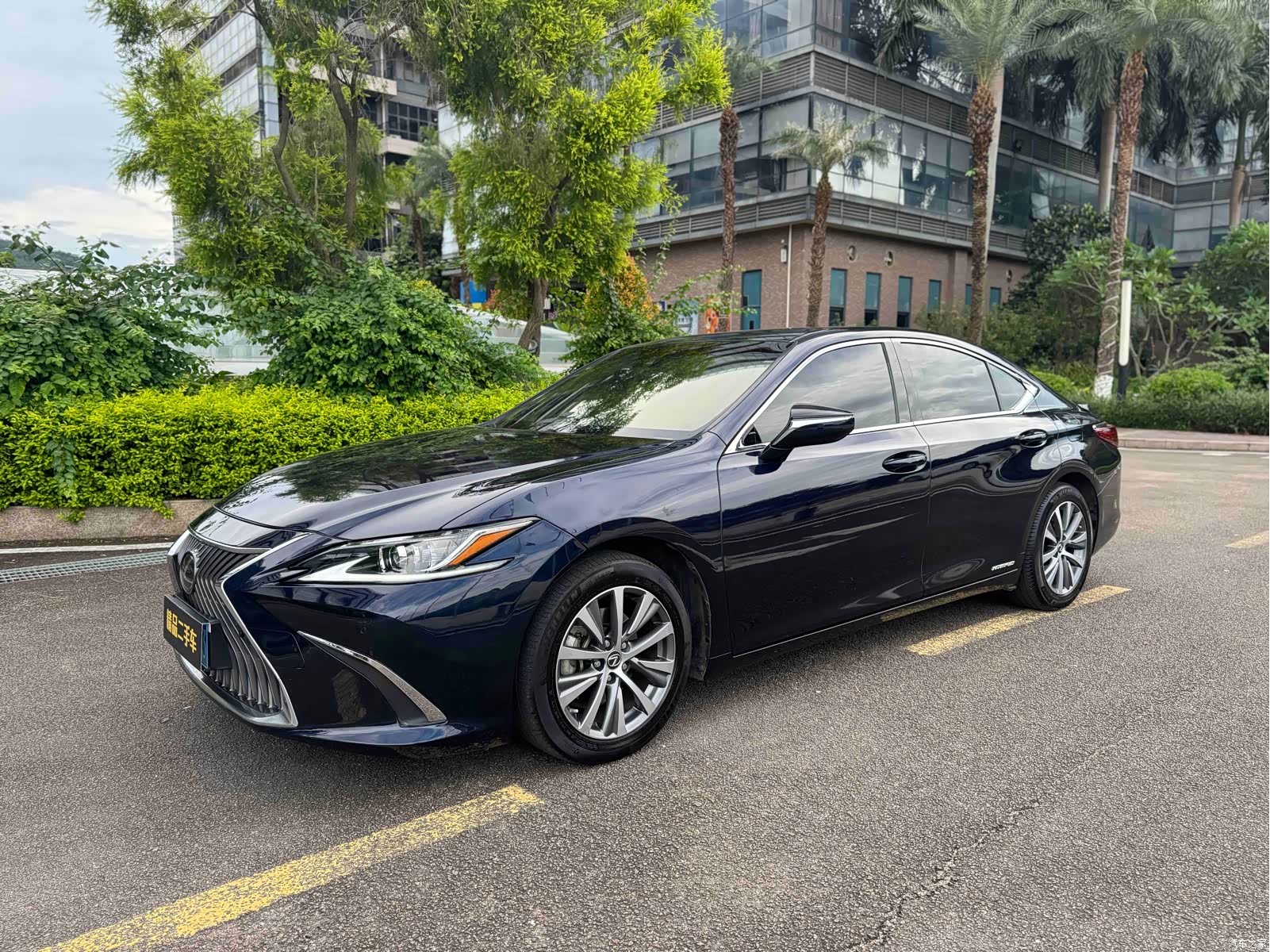 Lexus ES, 2020 1