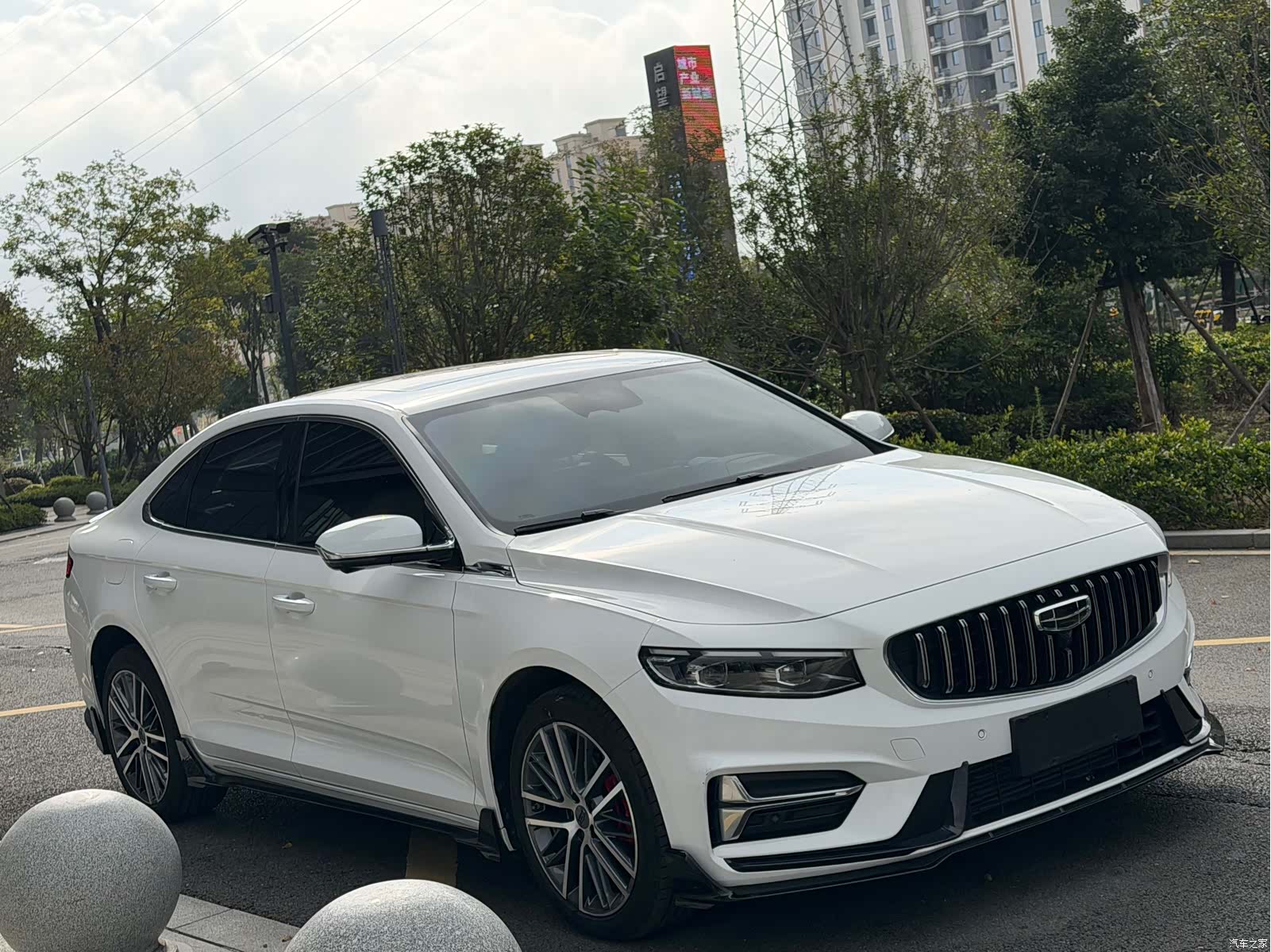 Geely Preface, 2024 3