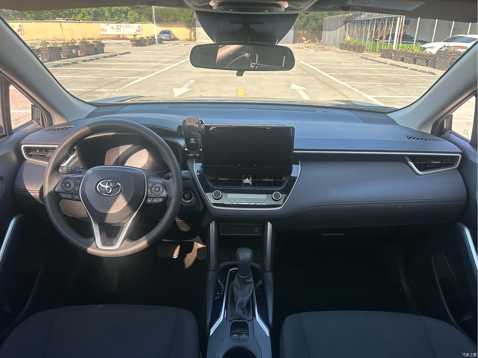 Toyota Frontlander, 2023 10