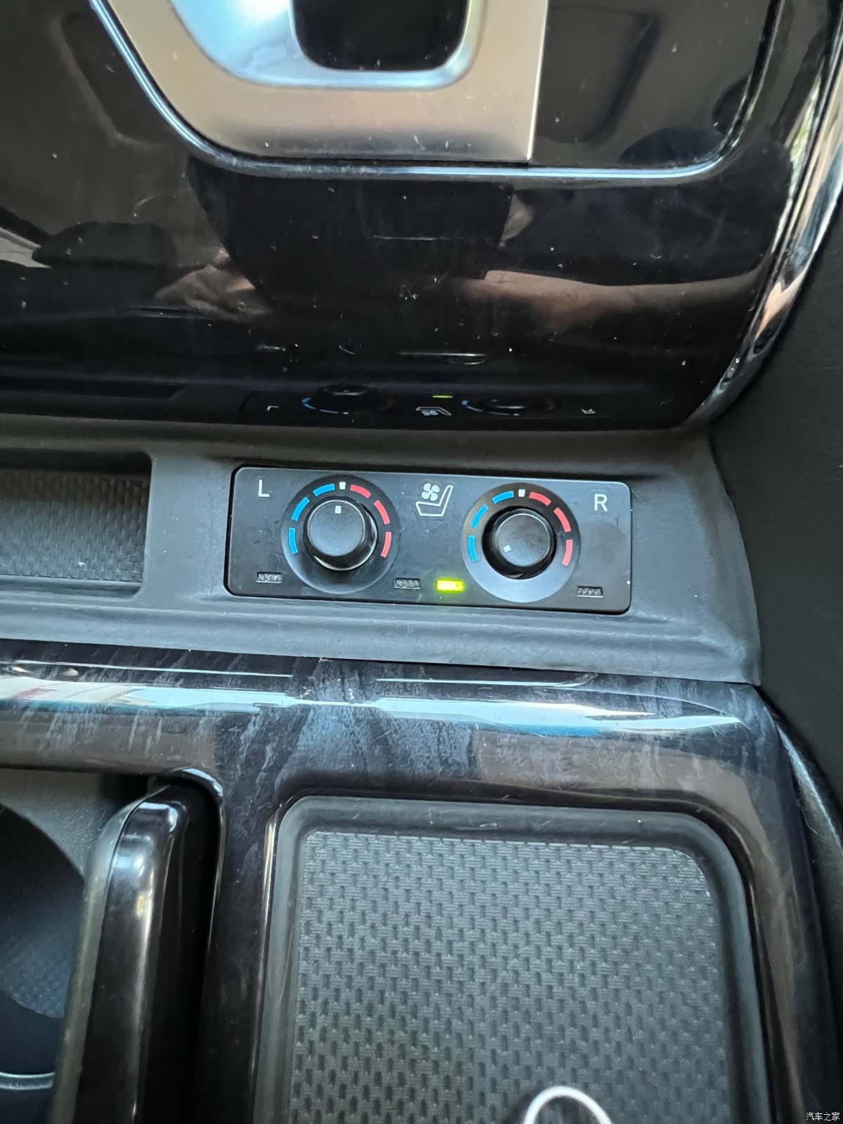 Toyota Vellfire, 2021 21
