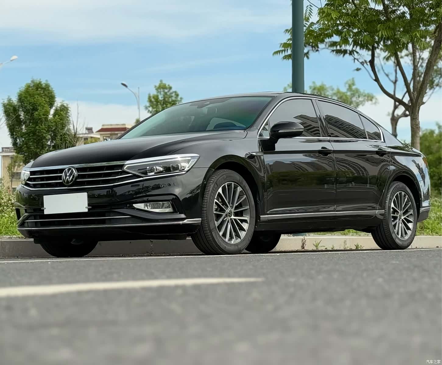 Volkswagen Magotan, 2022 2