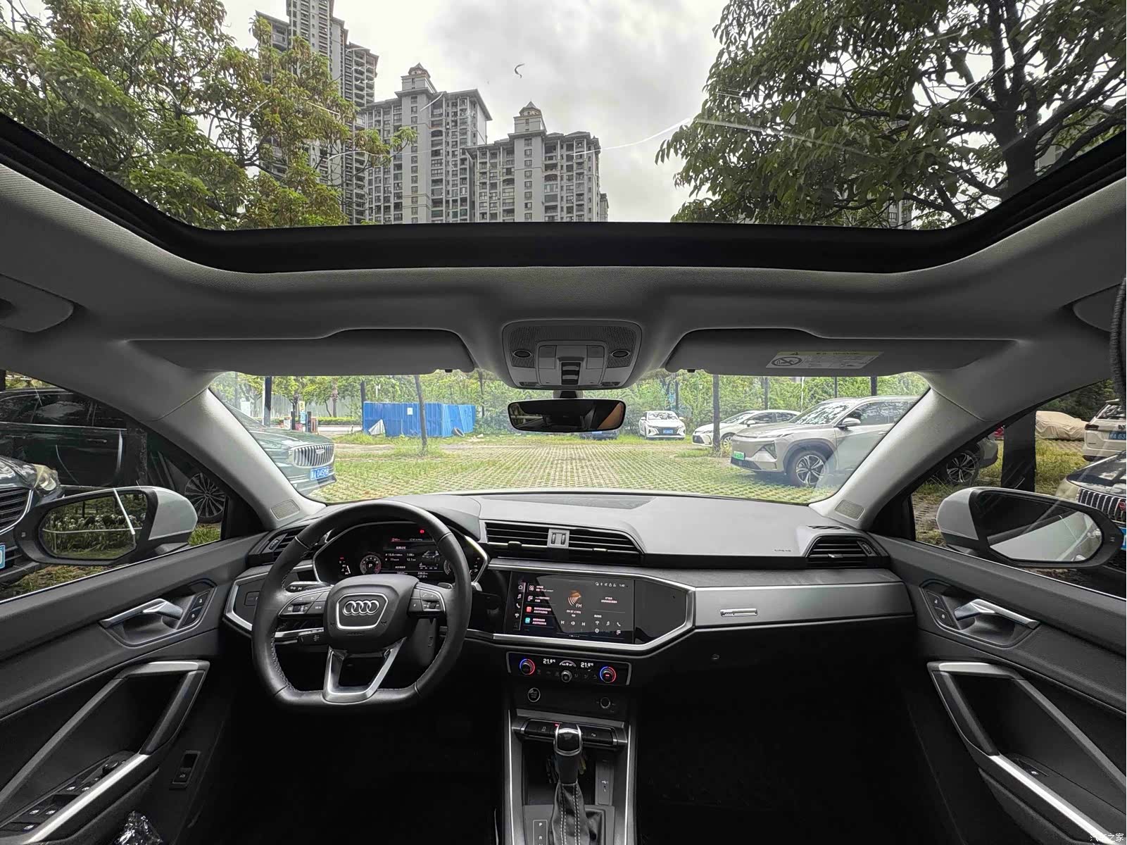 Audi Q3, 2023 19