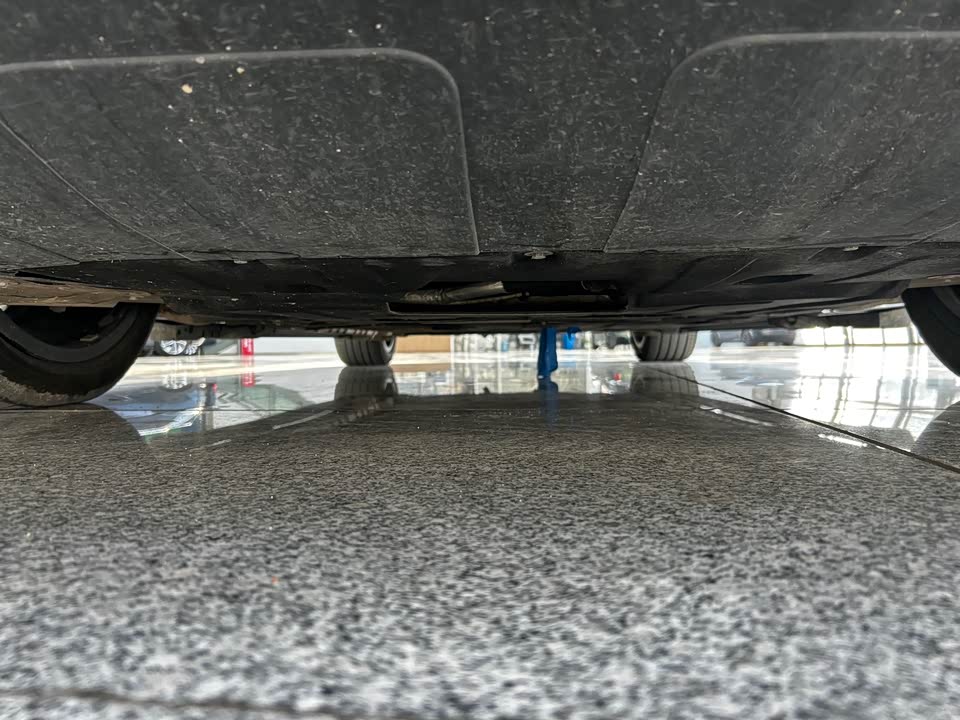 AITO Ask the world M9