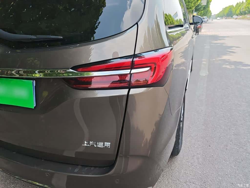 Buick GL8, 2022 8