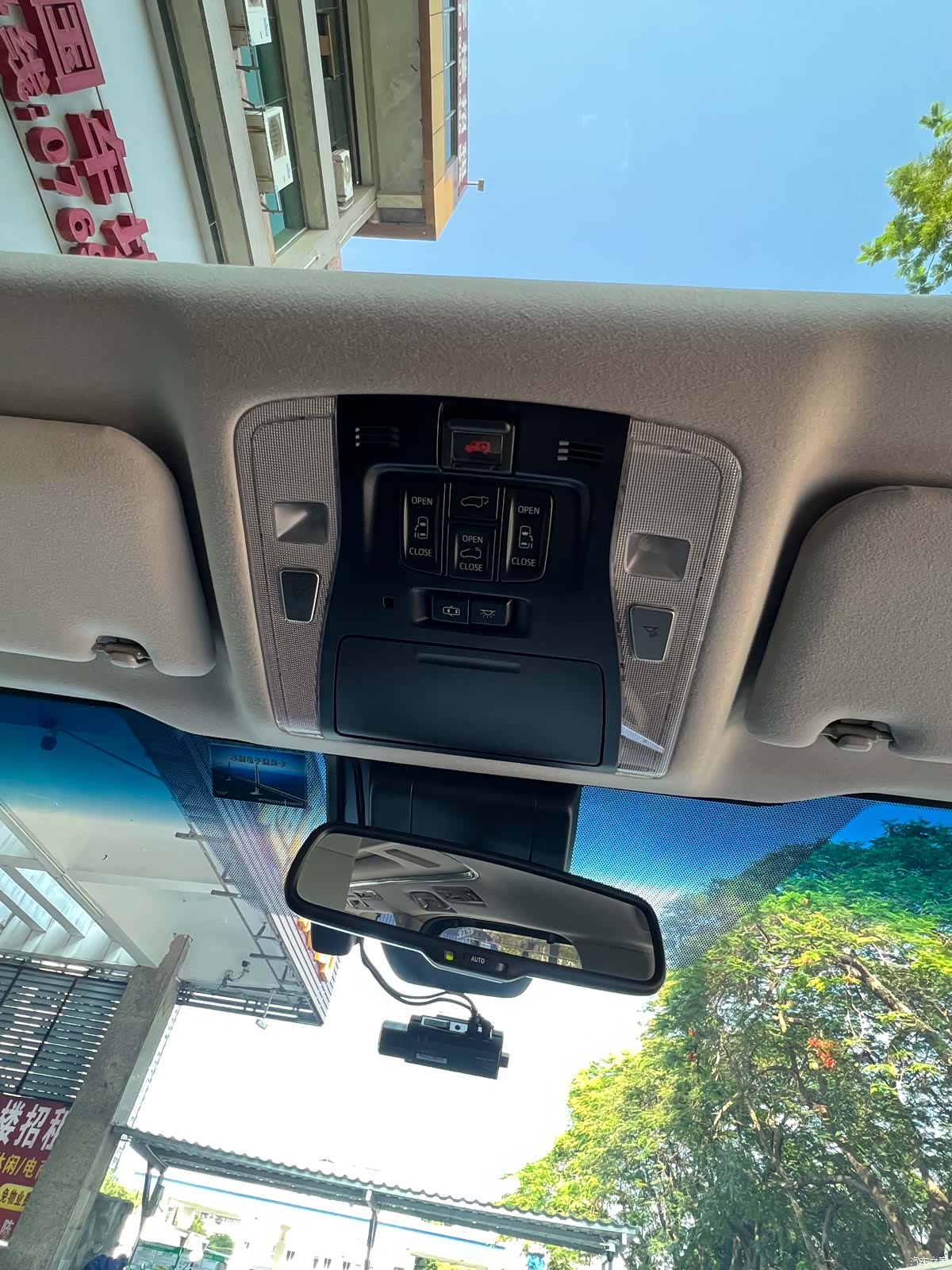 Toyota Vellfire, 2021 24