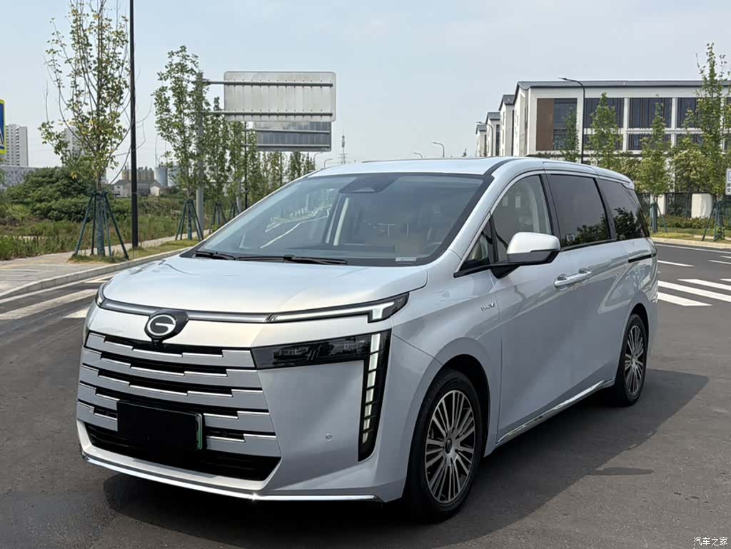 Trumpchi E8, 2024 2
