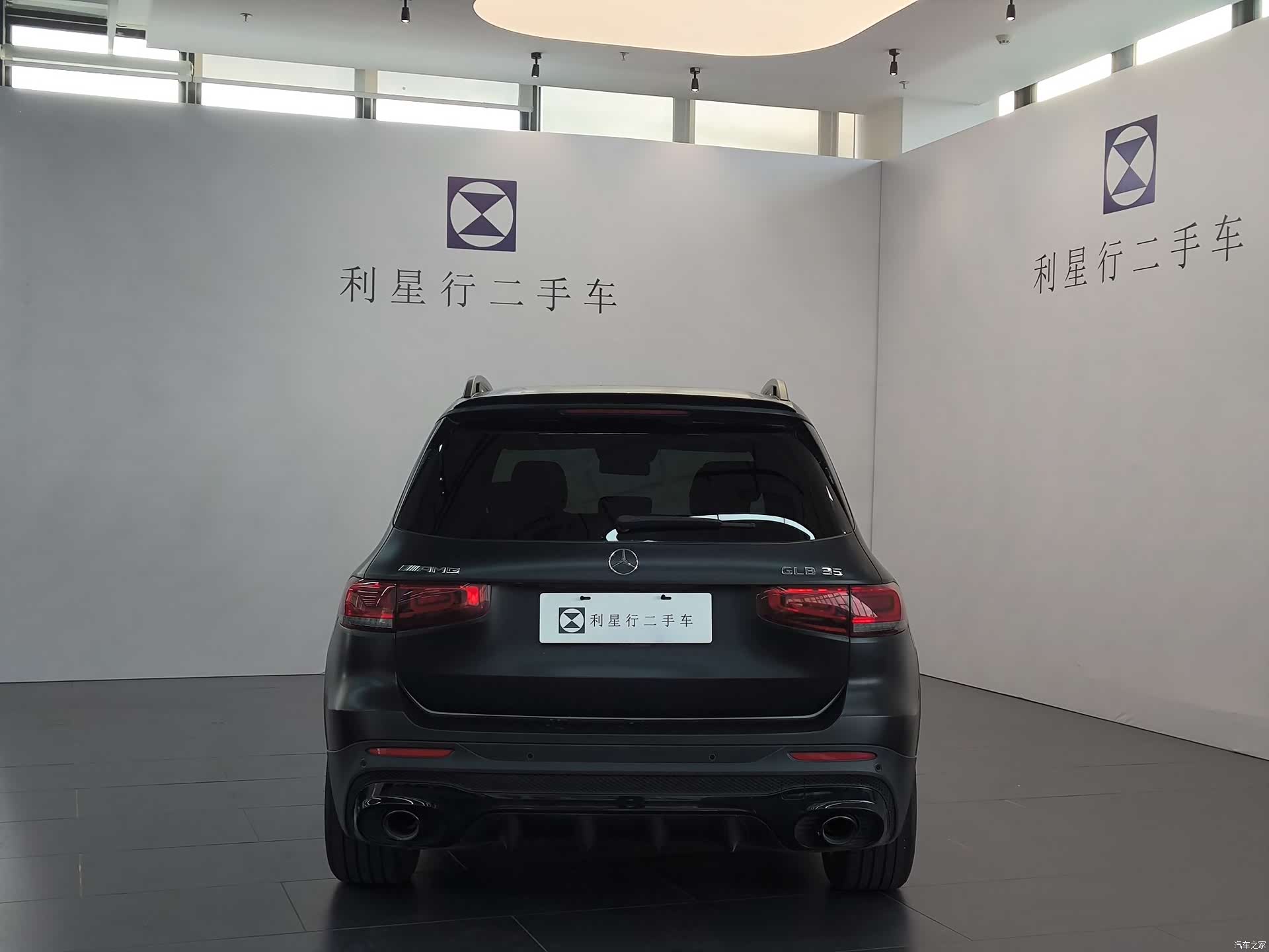 Mercedes-Benz GLB, 2023 все фото