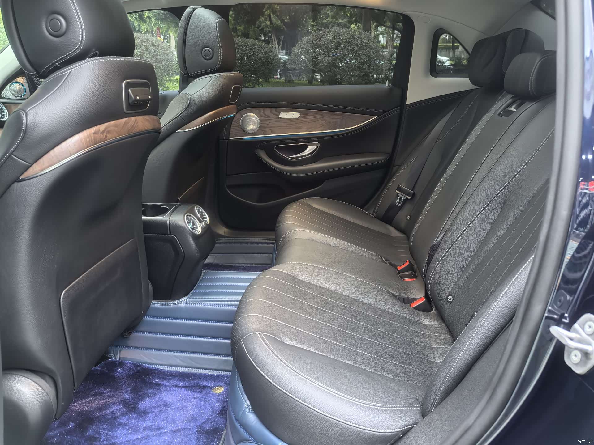 Mercedes-Benz E-Class, 2020 8