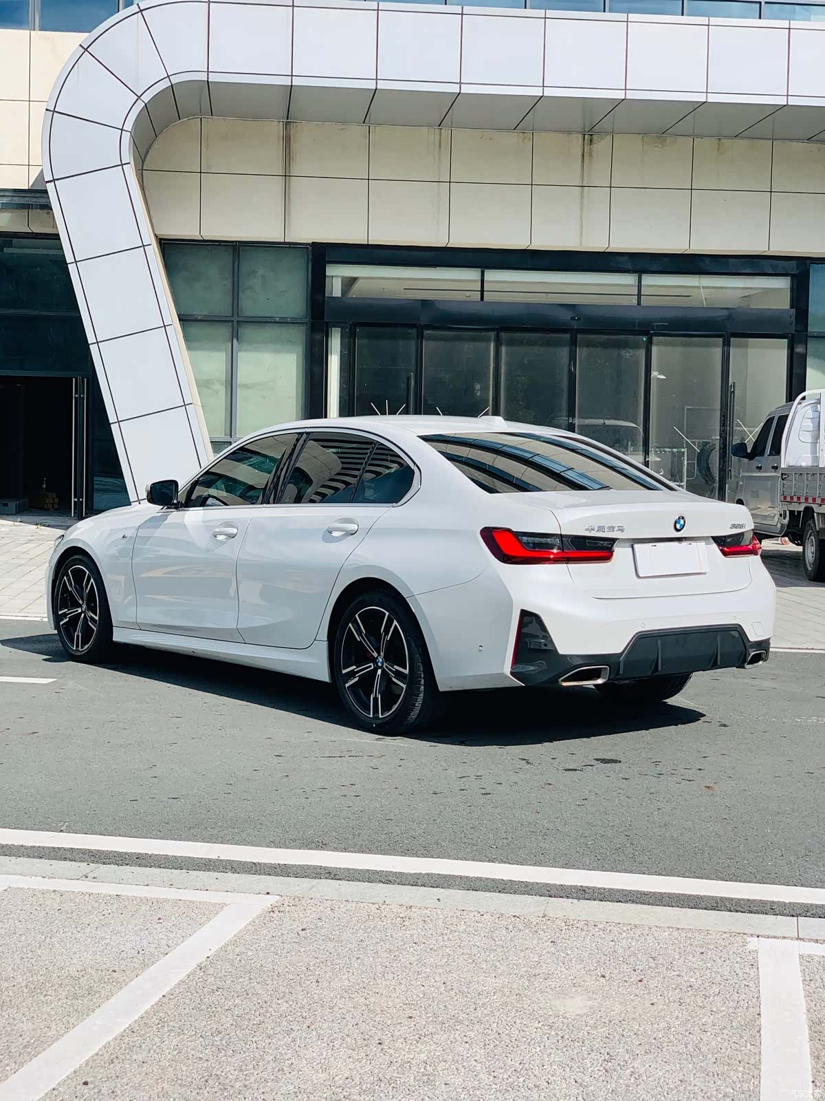 BMW 3 Series, 2023 6