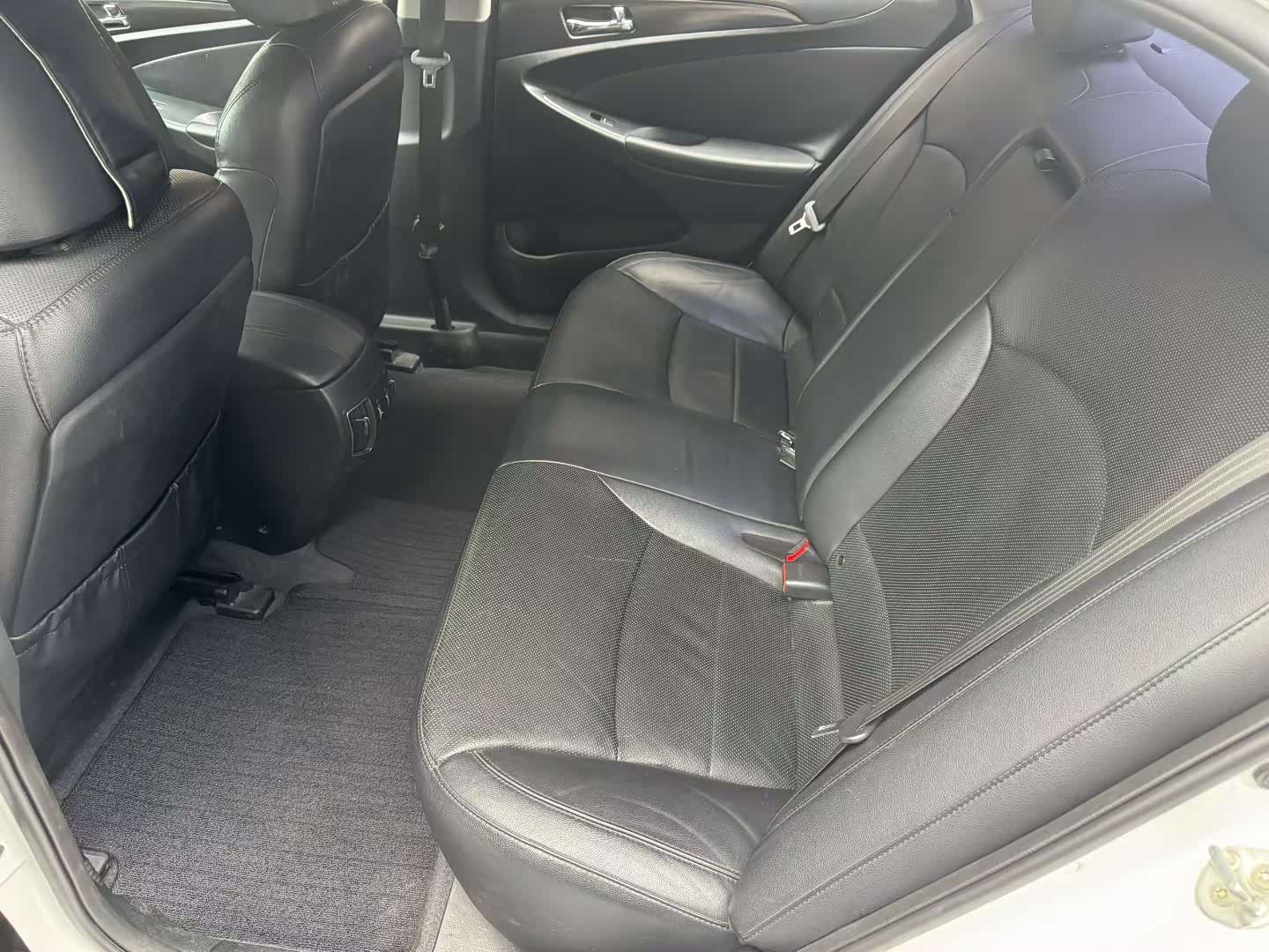 Hyundai Sonata, 2012 9