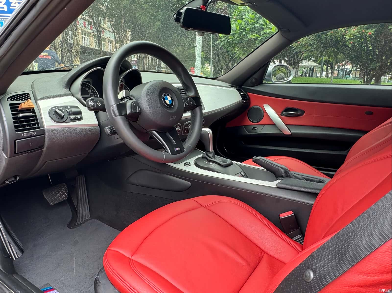 BMW Z4, 2009 все фото