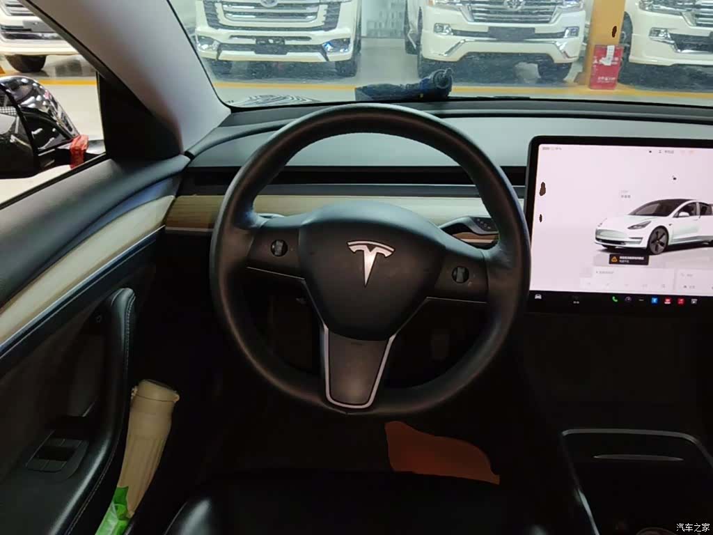 Tesla Model 3, 2023 11