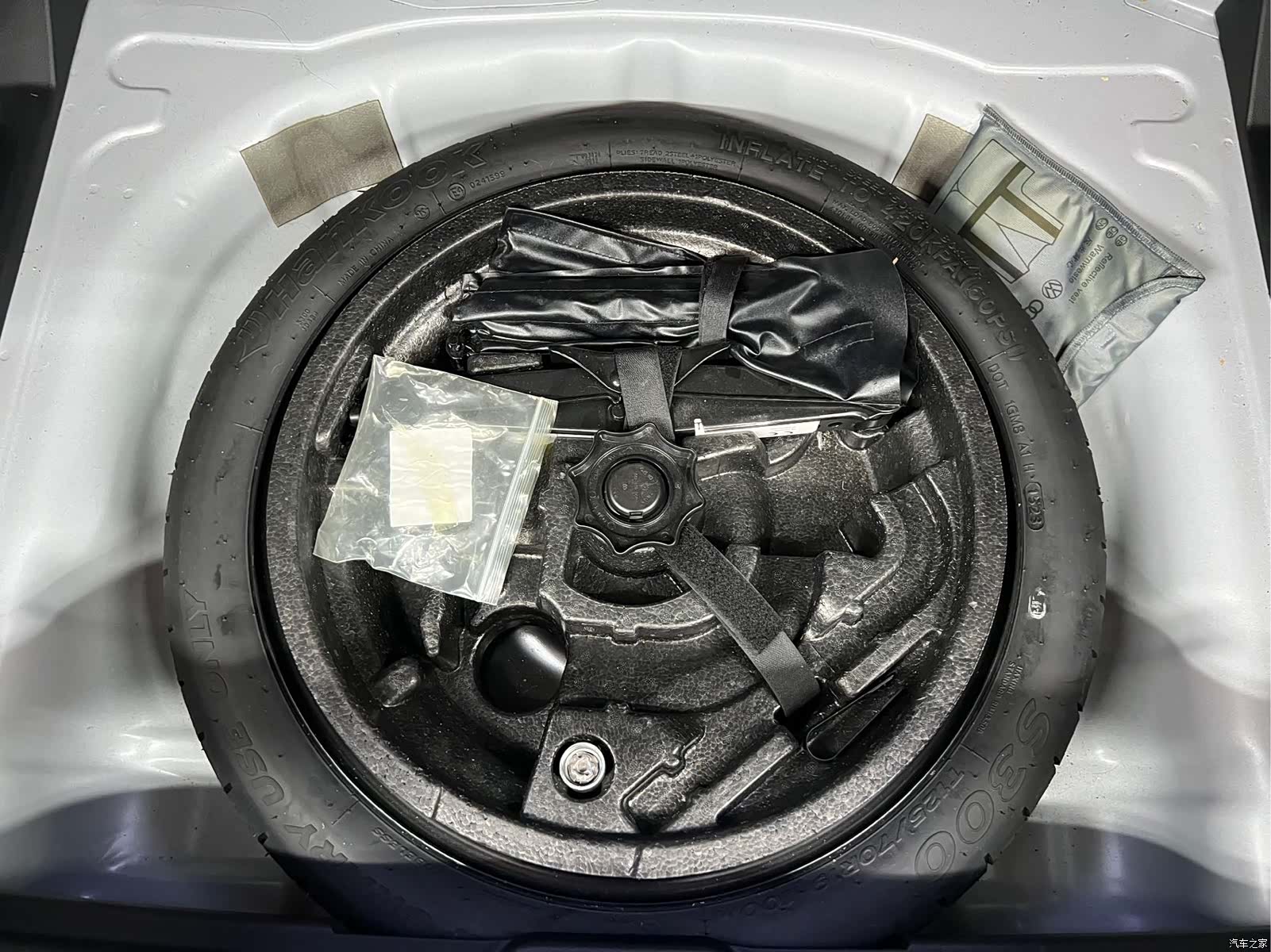 Audi Q2L, 2023 19