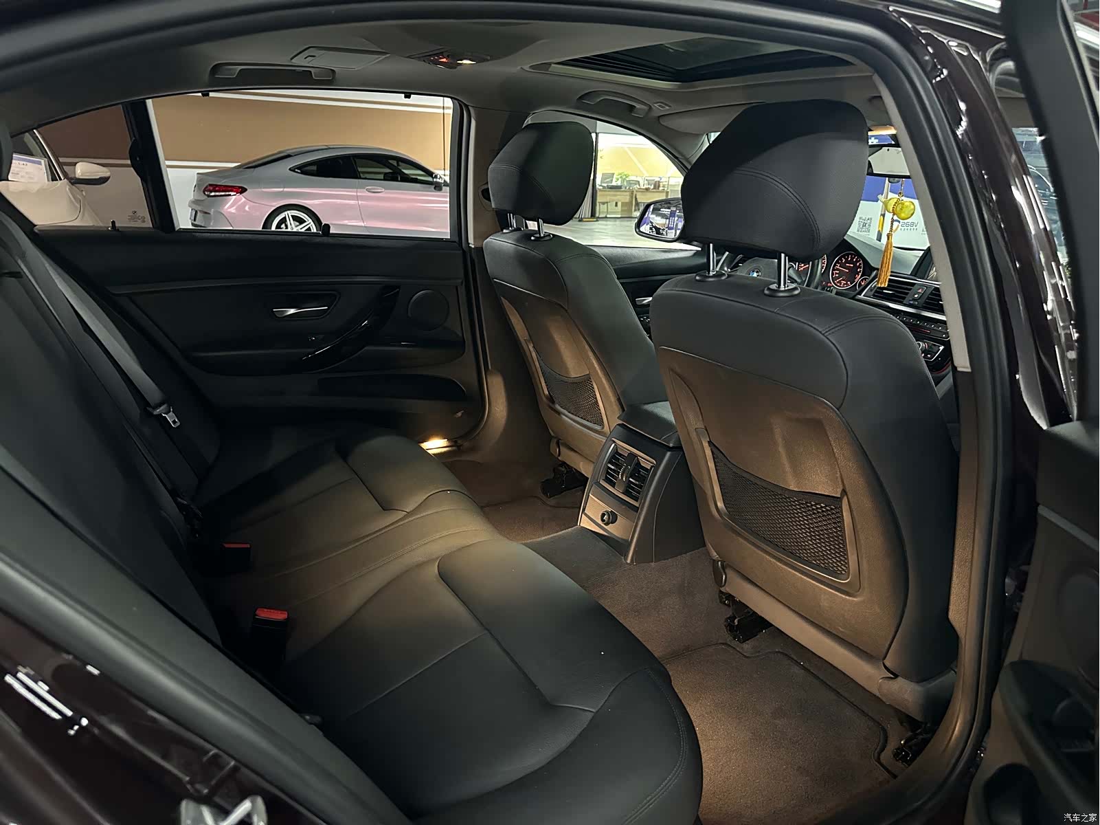 BMW 3 Series, 2016 10