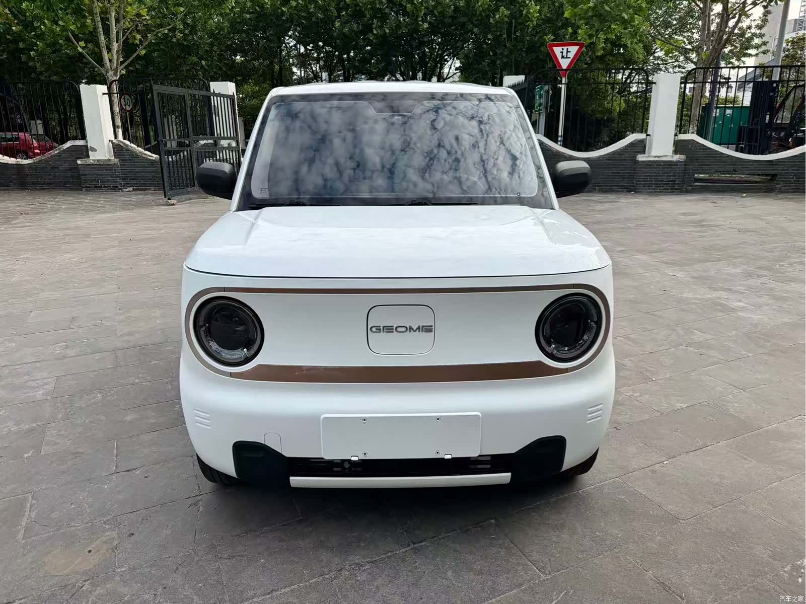 Geely Panda, 2023 2