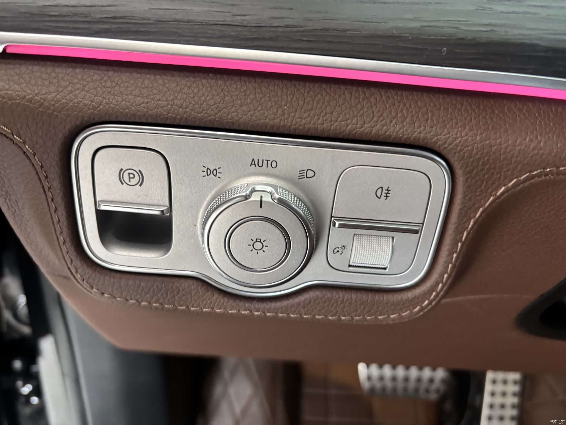 Mercedes-Benz GLS, 2024 15