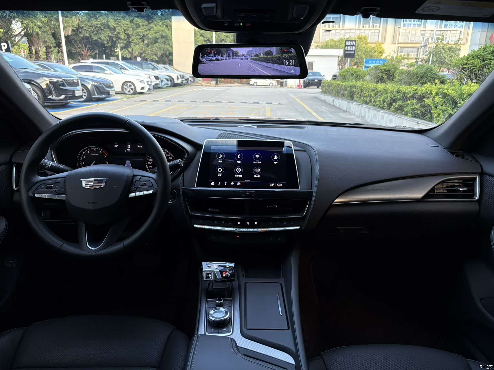 Cadillac CT5, 2023 13