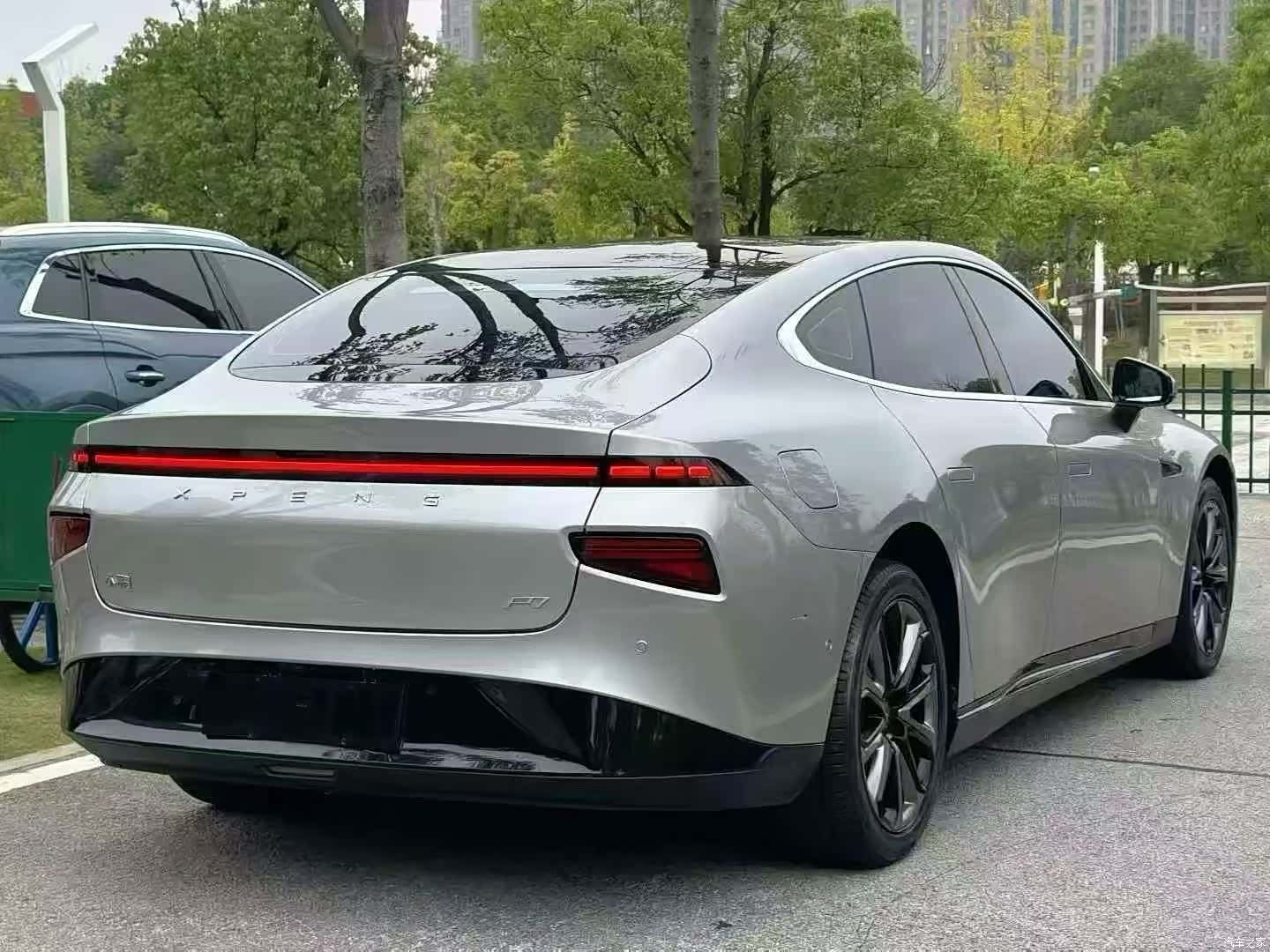 Xpeng P7, 2021 7