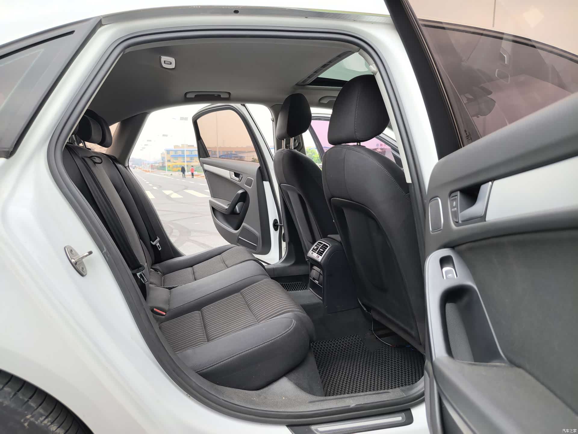Audi A4L, 2015 15