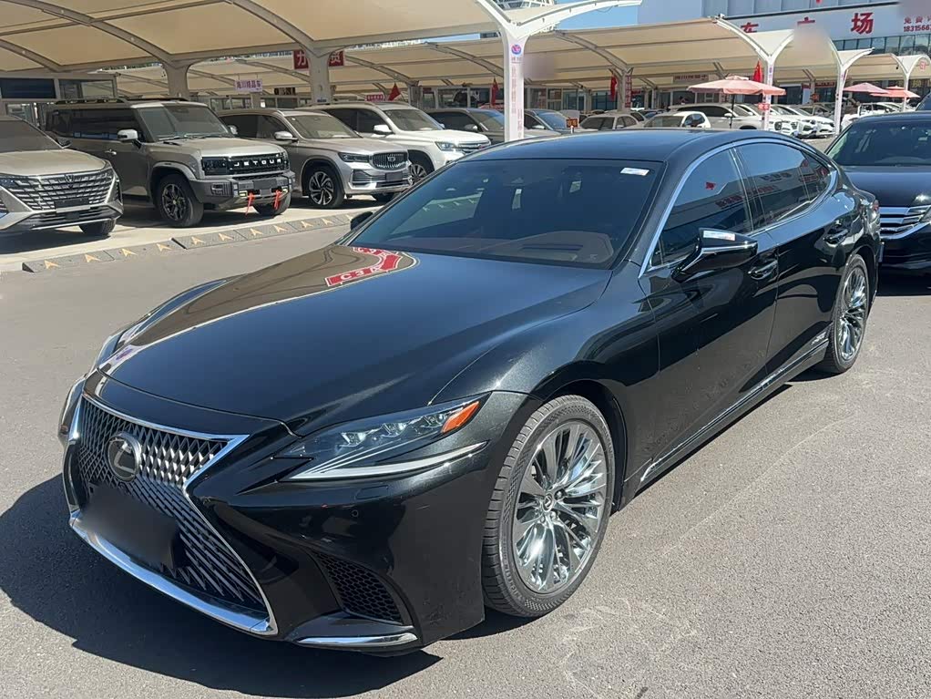 Lexus LS