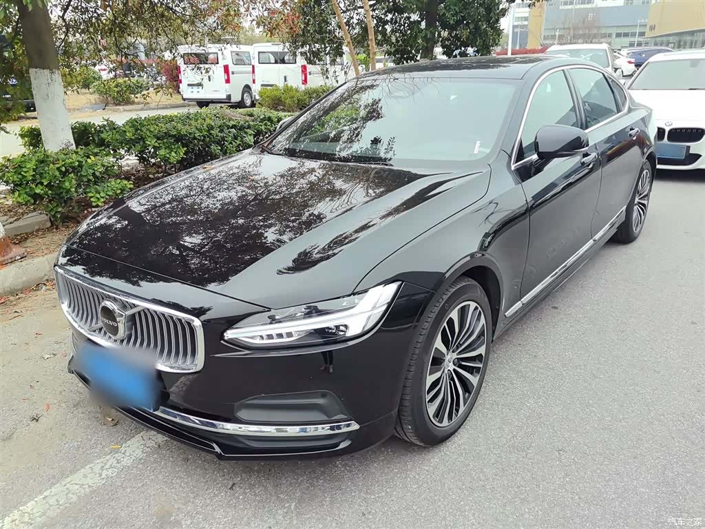 Volvo S90, 2025 2
