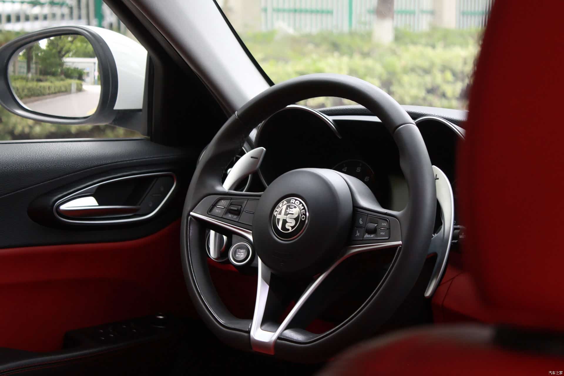 Alfa Romeo Giulia, 2017 8