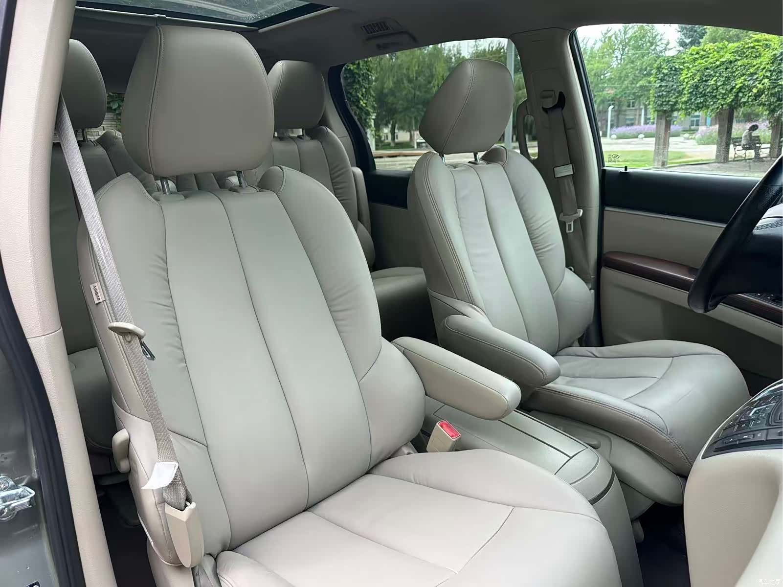 Buick GL8, 2015 17