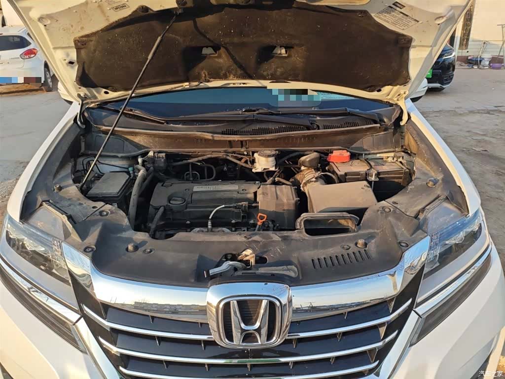 Honda Elysion, 2017 10