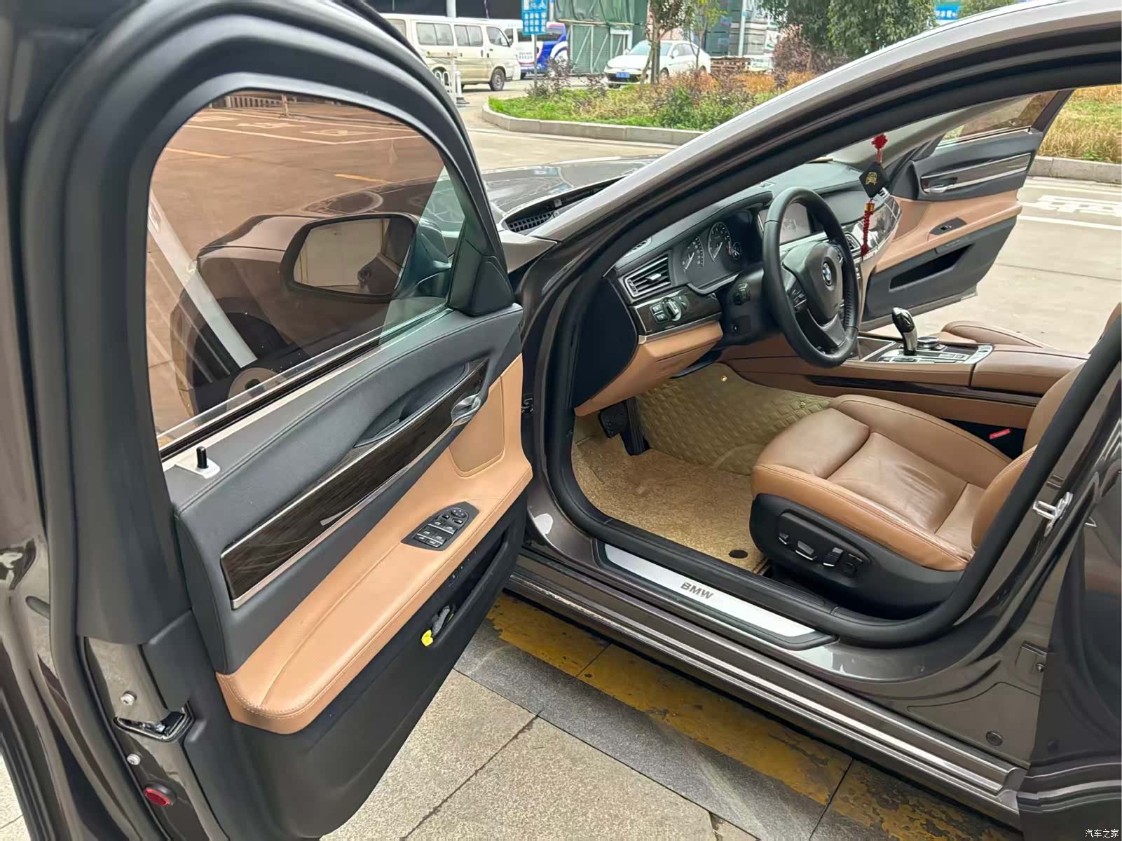 BMW 7 Series, 2013 3