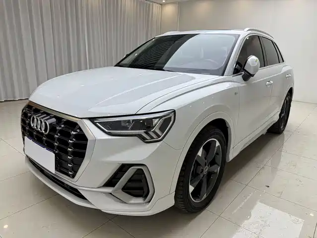 Audi Q3 2022 — купить из Китая под заказ