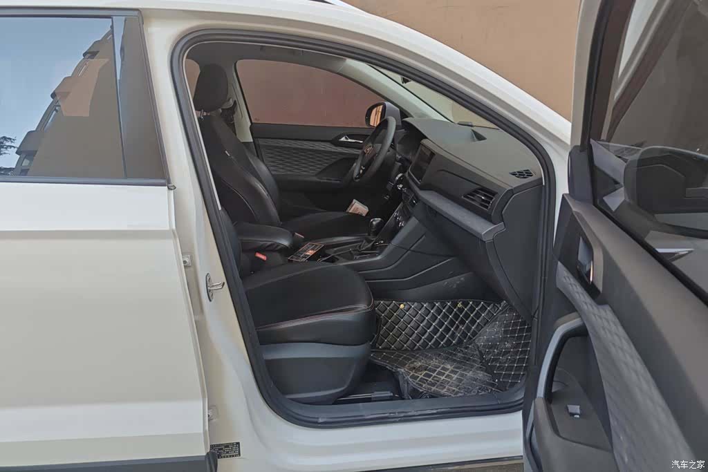 Volkswagen Tharu, 2021 8