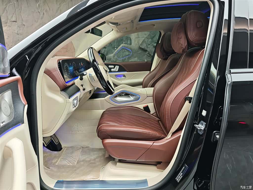 Maybach GLS, 2025 8
