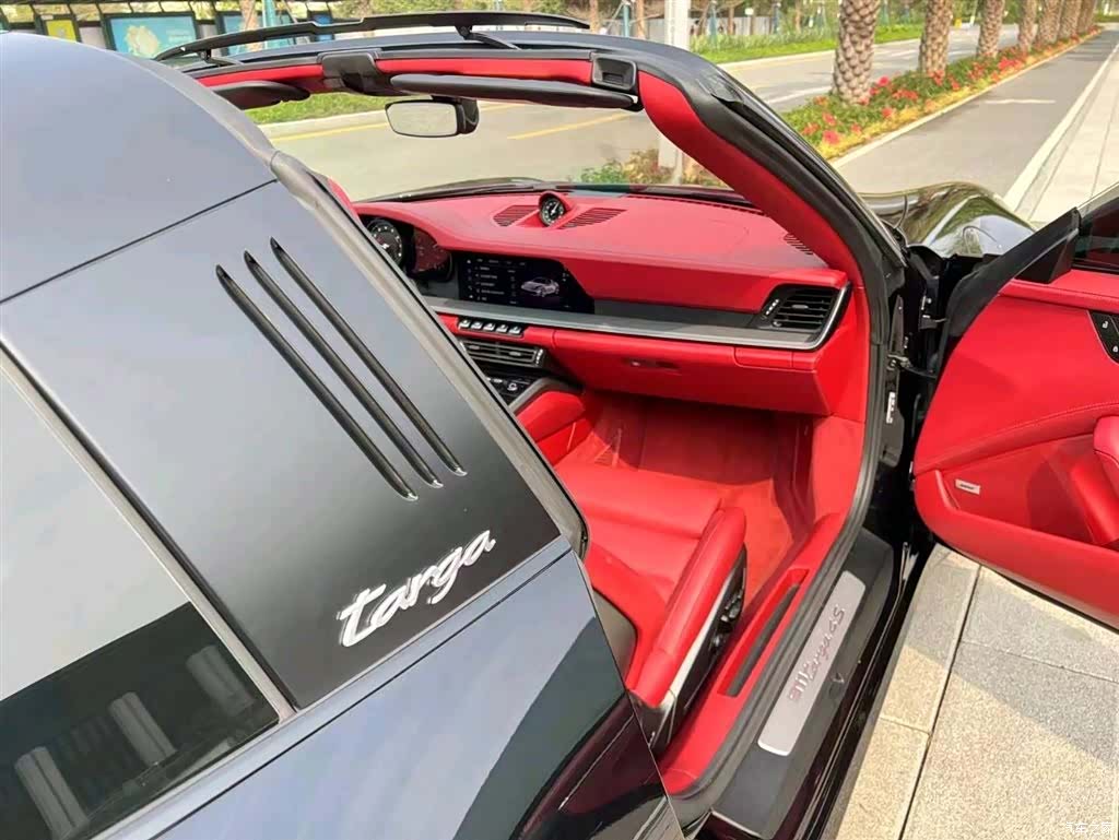 Porsche 911, 2022 6