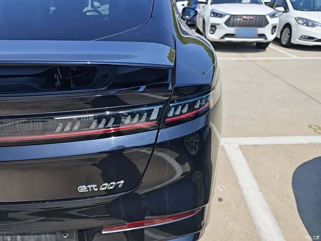 DongFeng eπ007, 2024 8