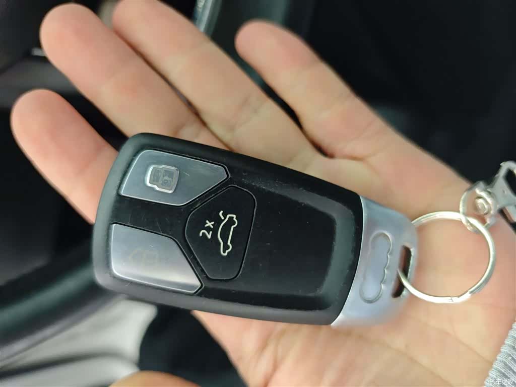 Audi A4L, 2020 9