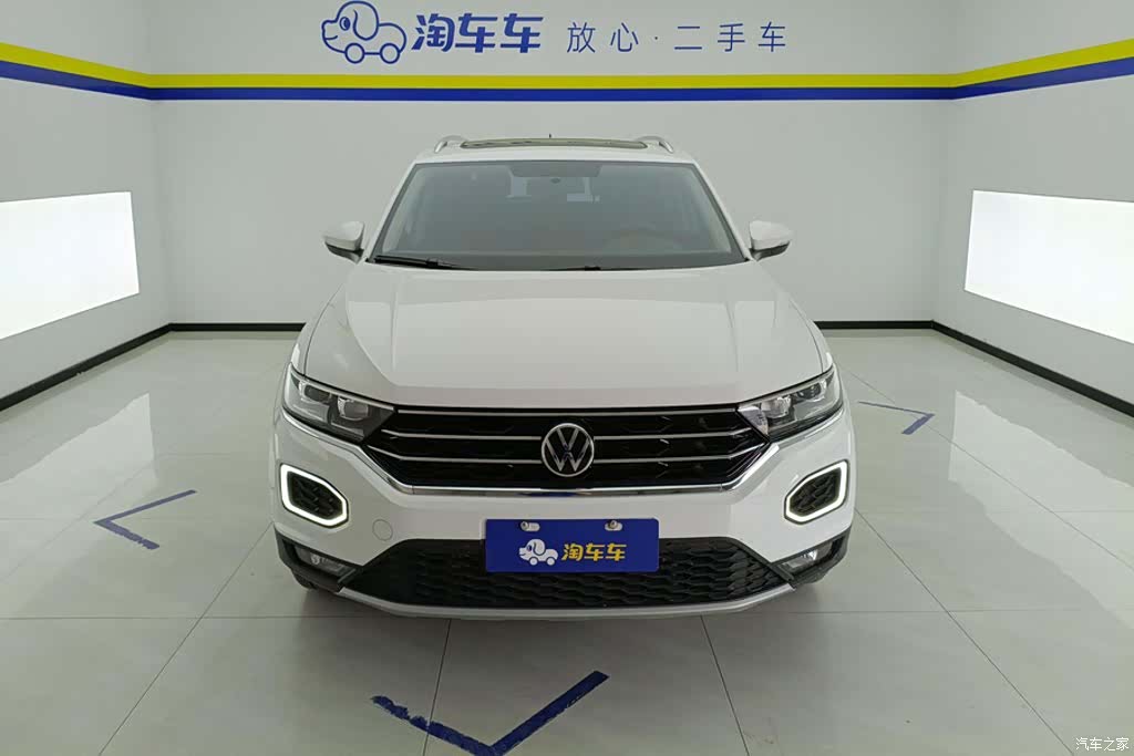 Volkswagen T-ROC, 2023 2