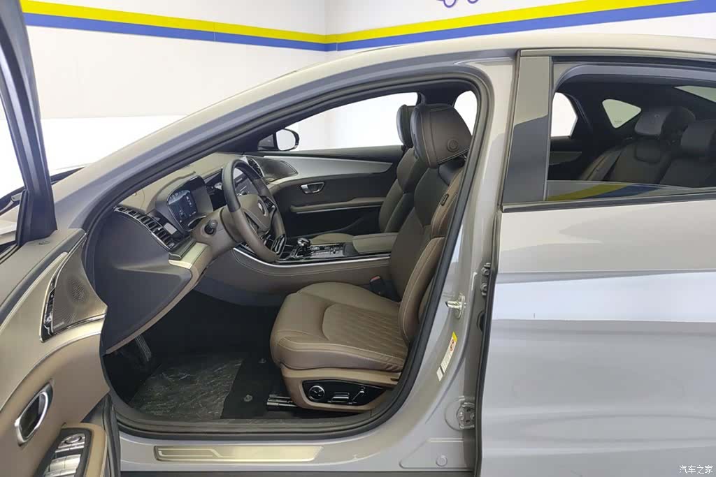 BYD Han, 2024 9