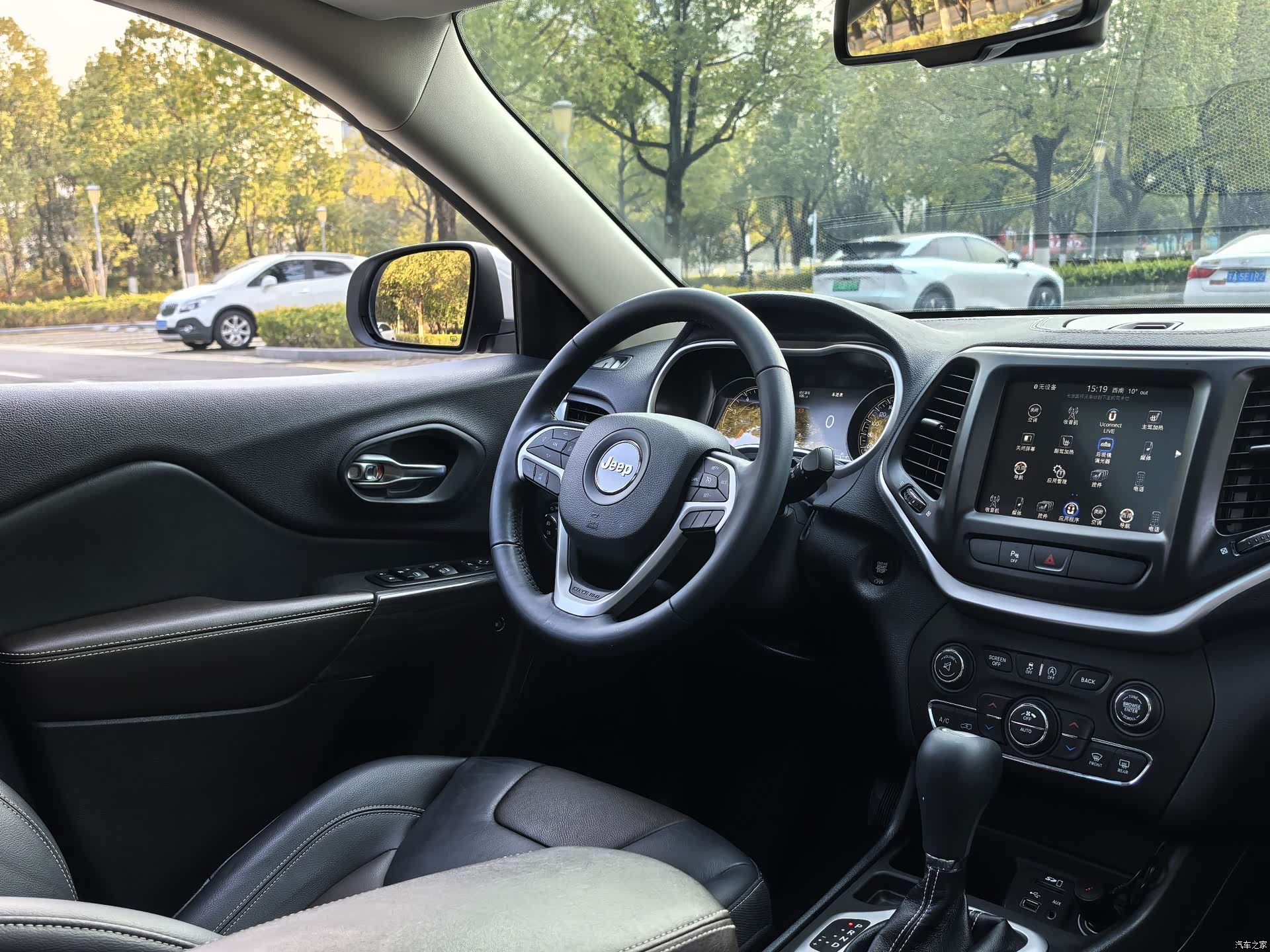 Jeep Cherokee, 2021 15