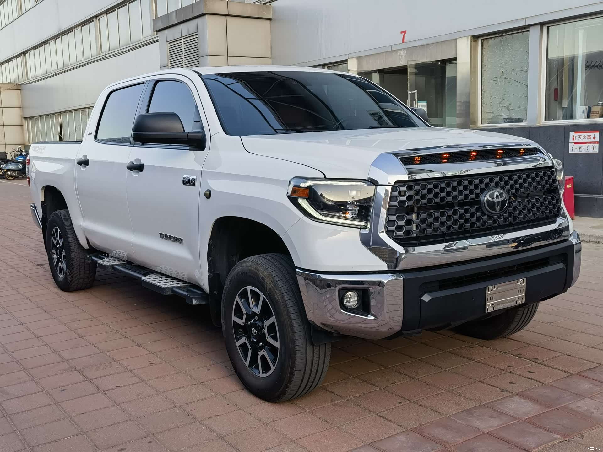 Toyota Tundra, 2023 3