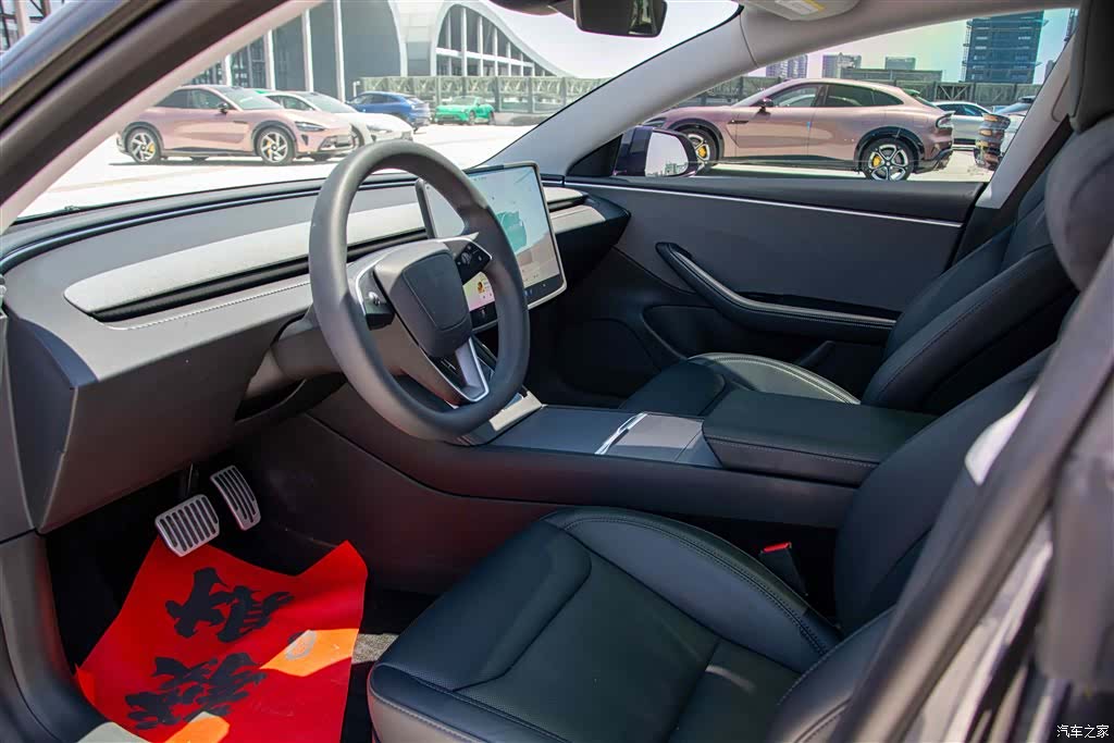 Tesla Model 3, 2024 9