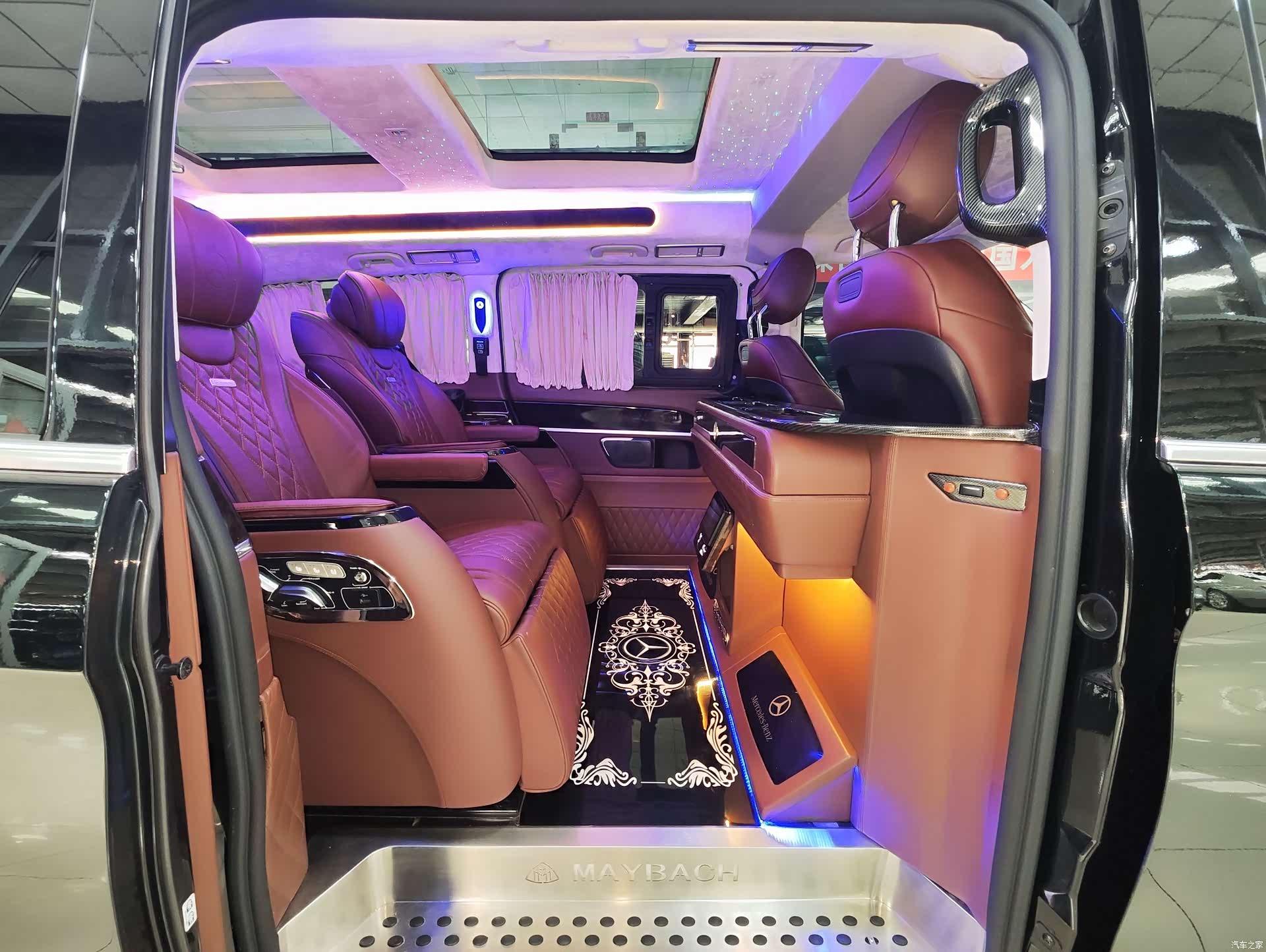 Mercedes-Benz V-Class, 2020 9