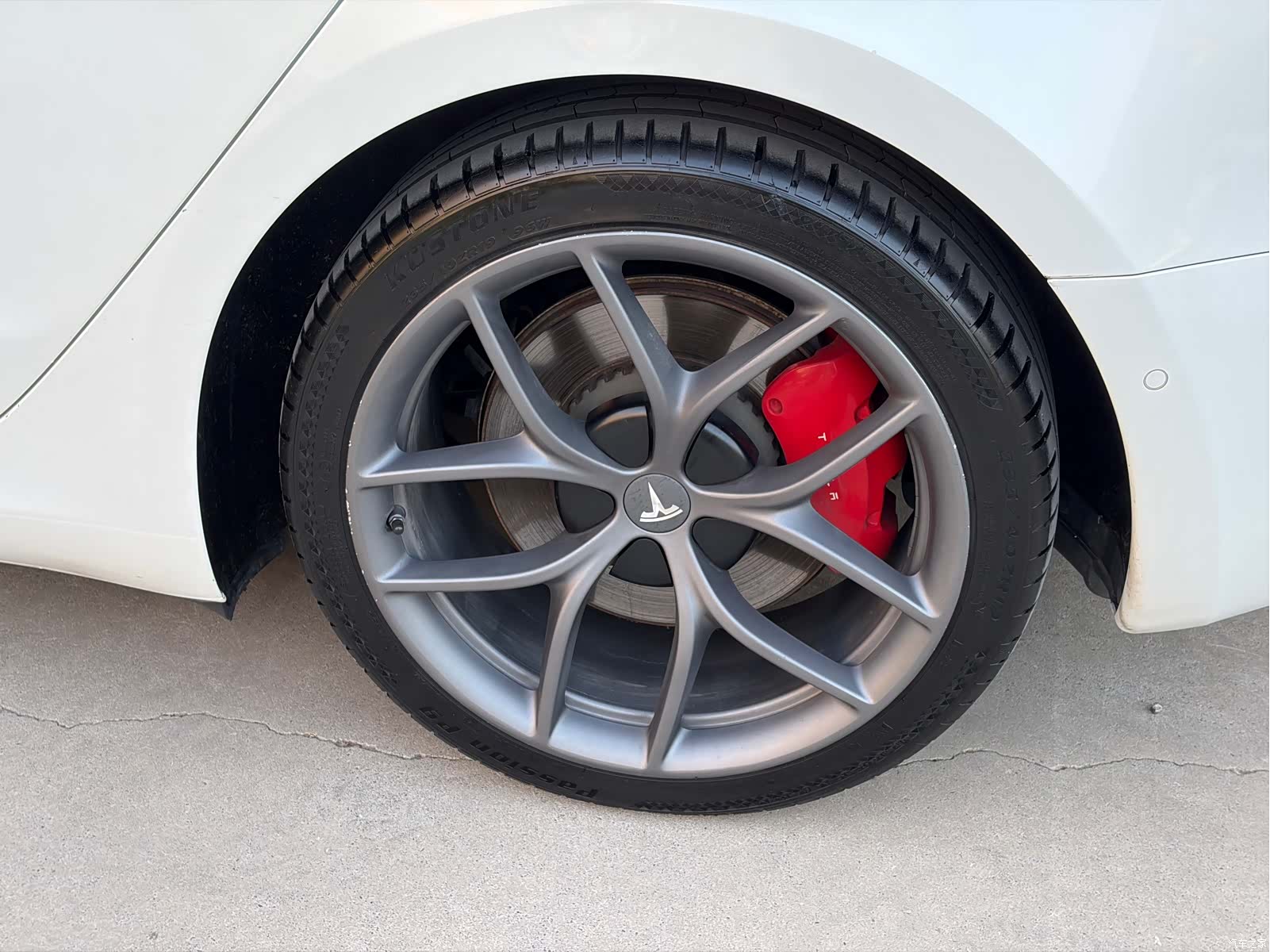 Tesla Model 3, 2021 23