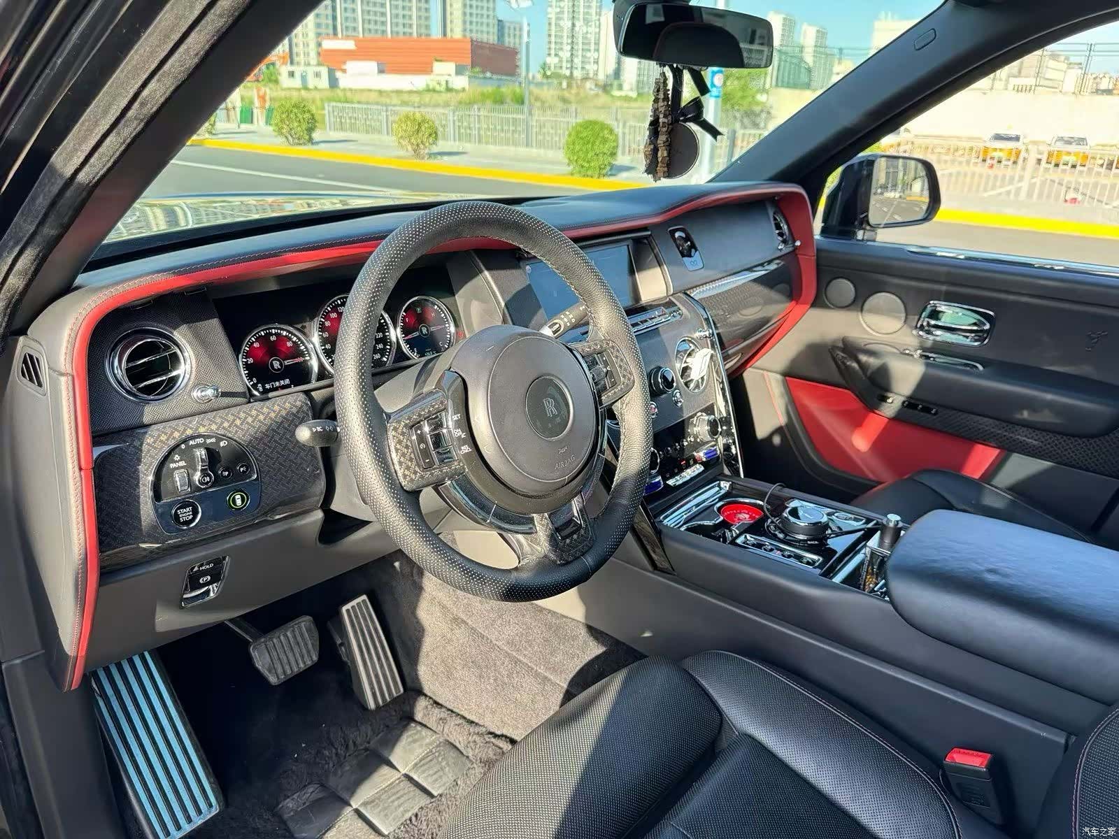 Rolls-Royce Cullinan, 2021 6