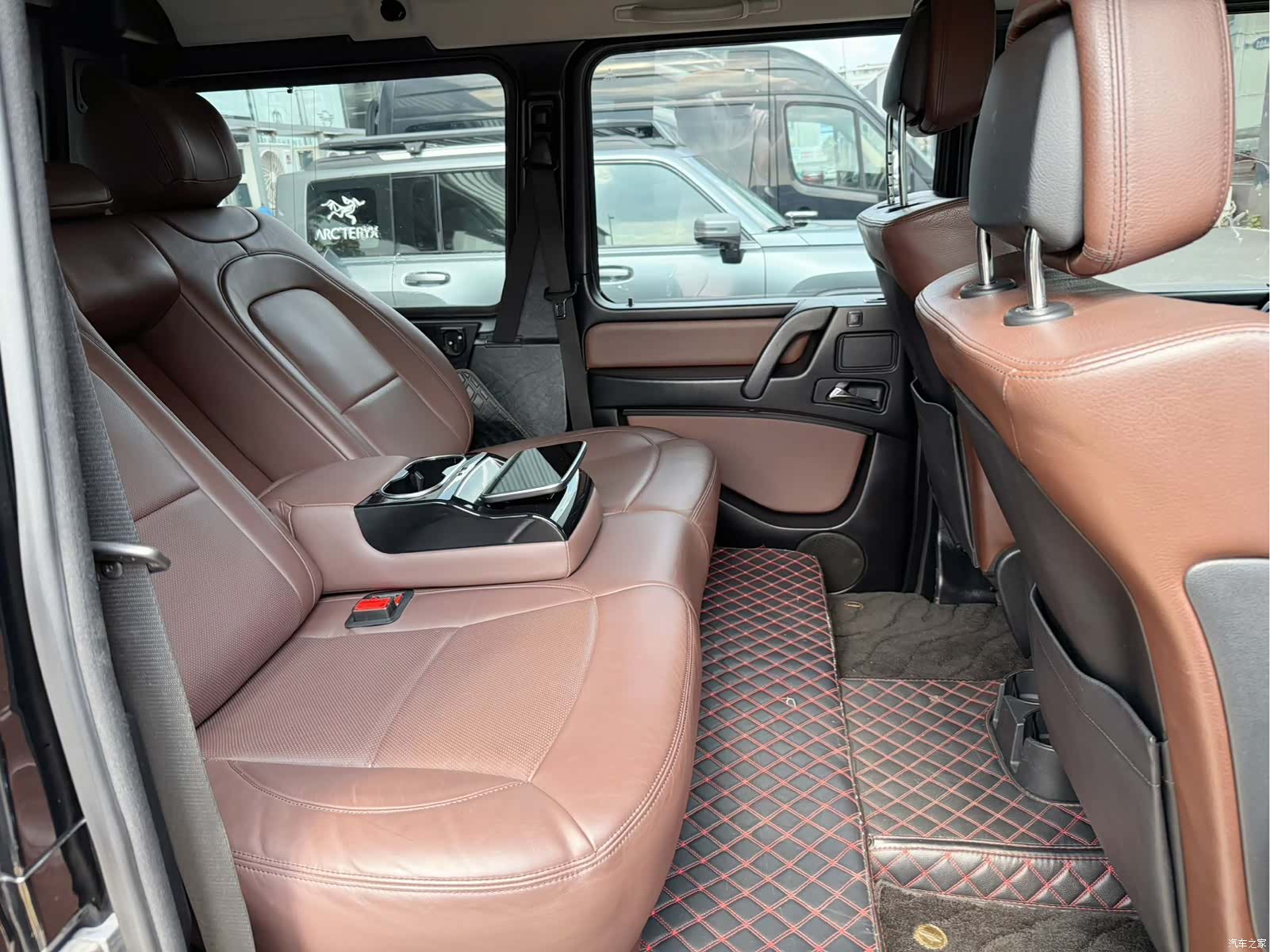 Mercedes-Benz G-Class, 2017 11