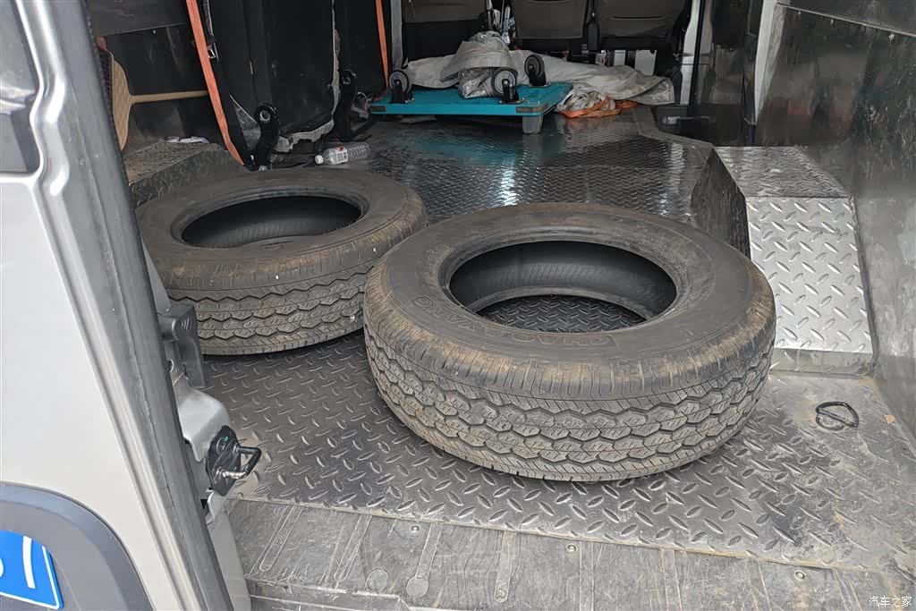 Foton 7, 2025 4