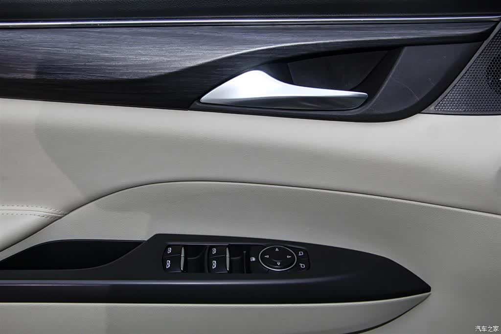 Buick GL8, 2023 13