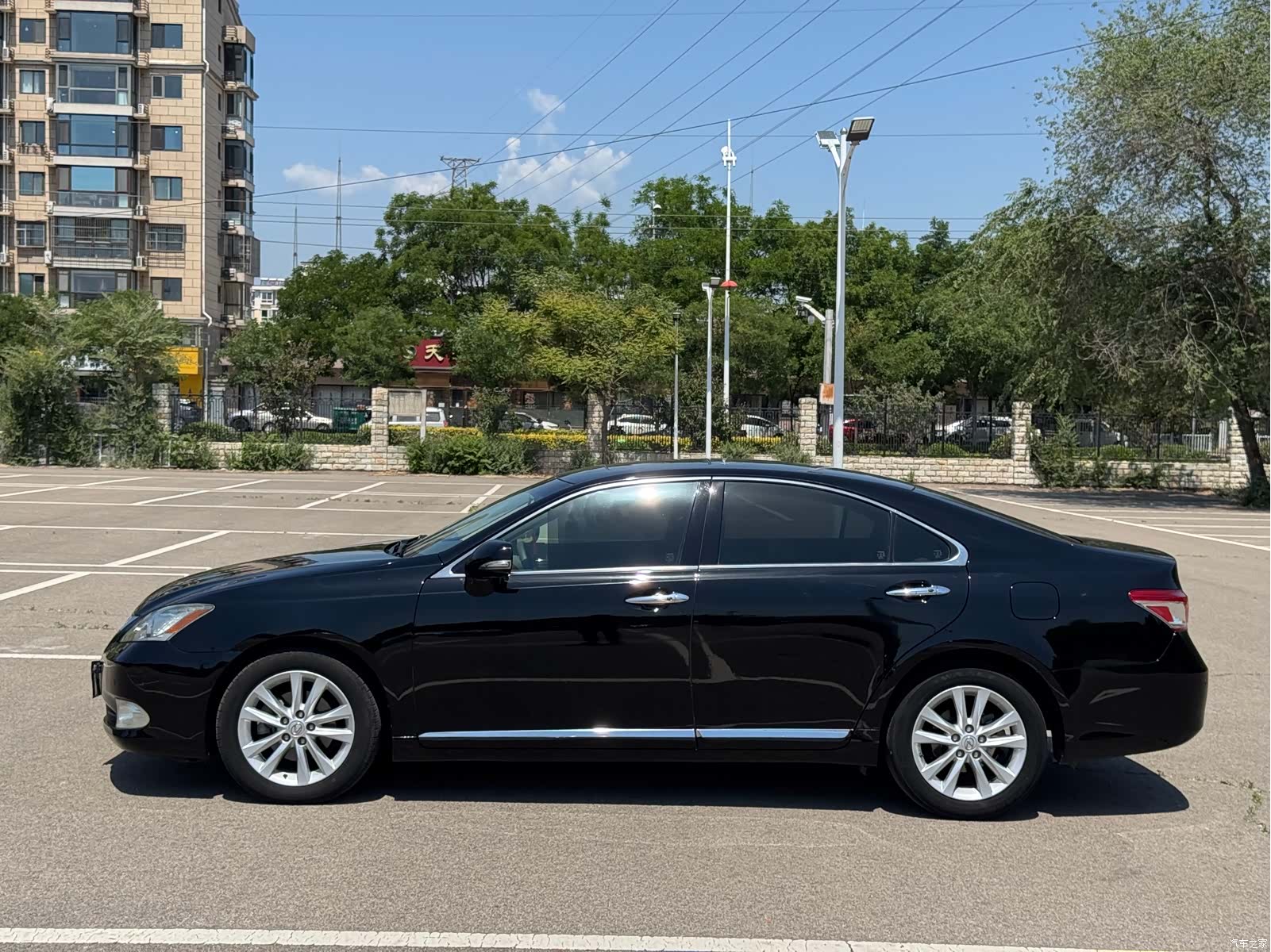 Lexus ES, 2011 9