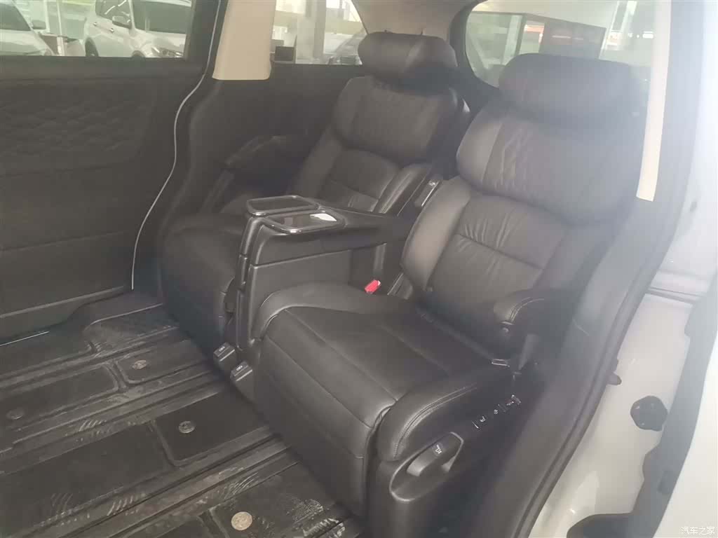 Honda Elysion, 2024 14