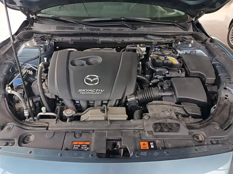 Mazda Atez
